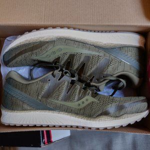 Saucony Freedom ISO 2 size 10.5